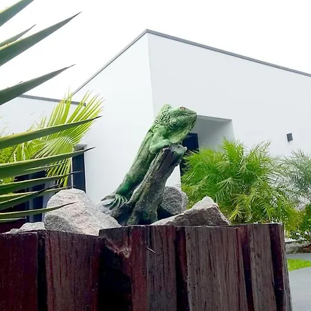 Bronbella Villa Residence-3