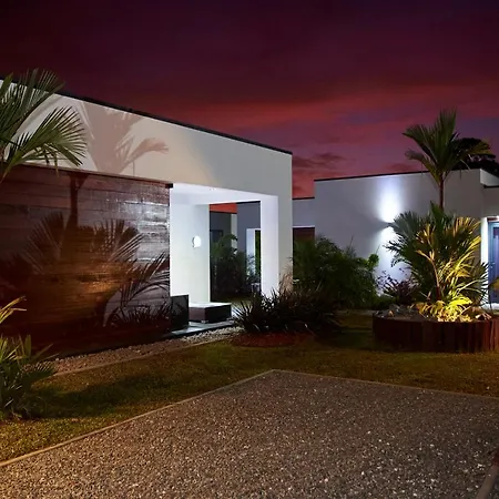 Bronbella Villa Residence-2